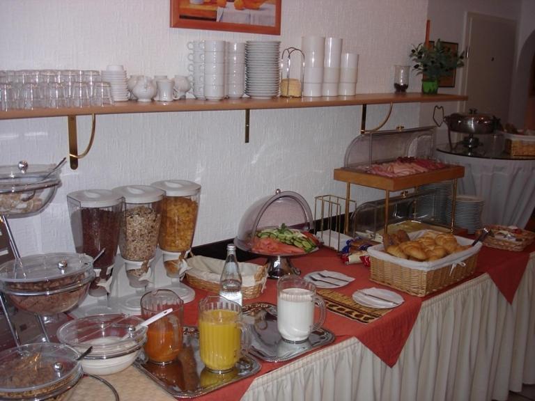 טרייר Hotel Am Ufer מראה חיצוני תמונה